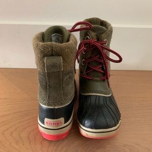 Kids Sorel Boots Size 1
